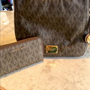 Micheal Kors handbag